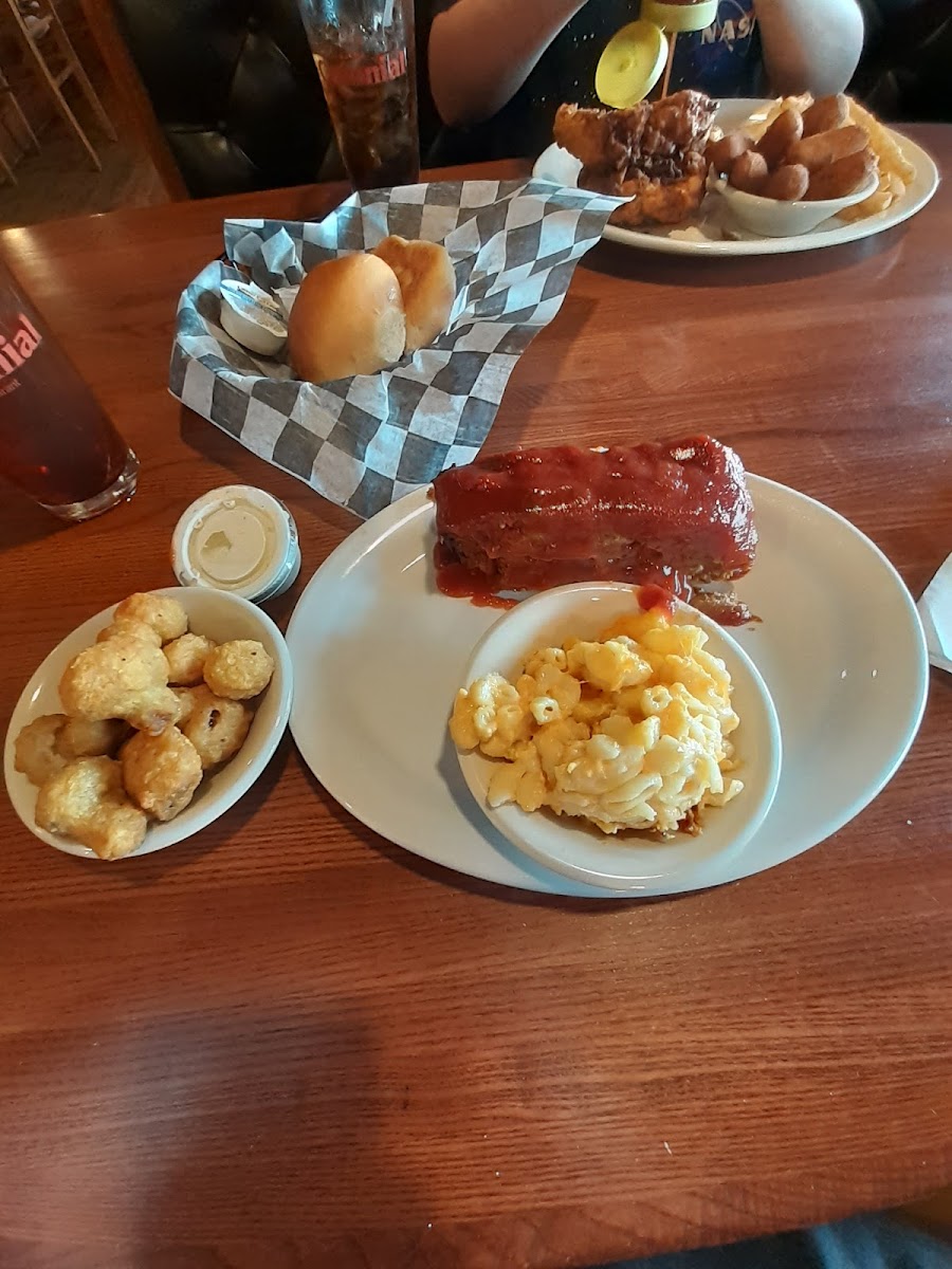 The Colonial Restaurant-5